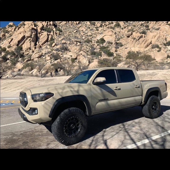 Meet your Posher, Matthew - Picture 1 of 1